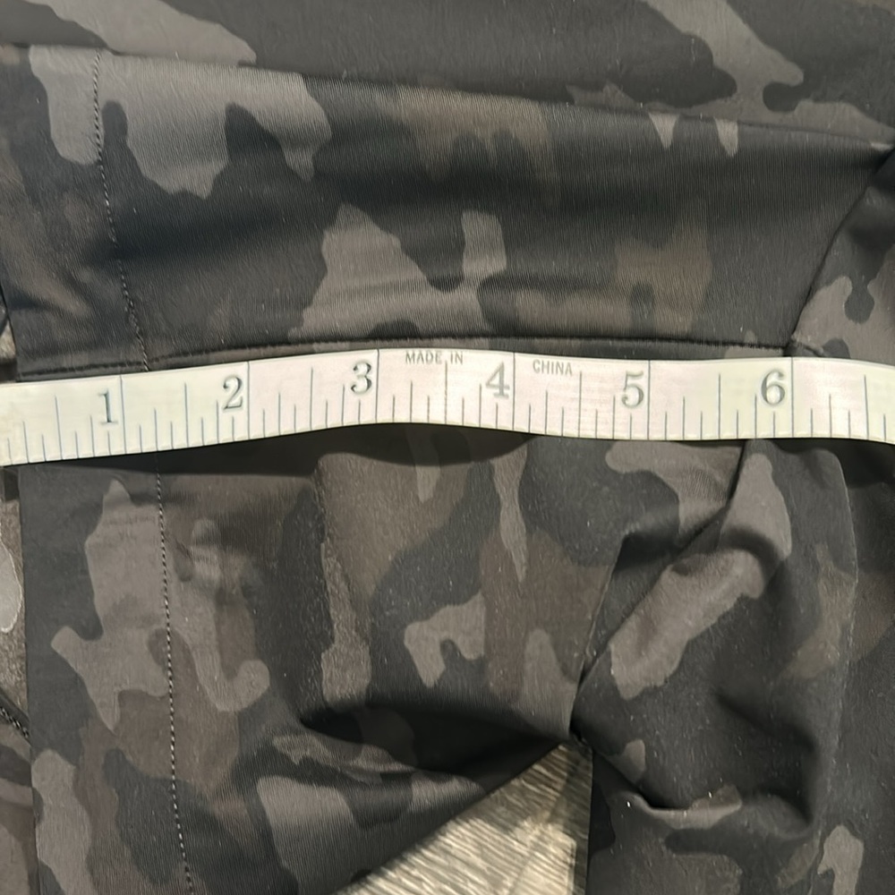 SPANX Sunshine Shorts 6” Gray Black Camo Pull-On 4 Way Stretch UPF Quick Dry XL - Picture 6 of 12